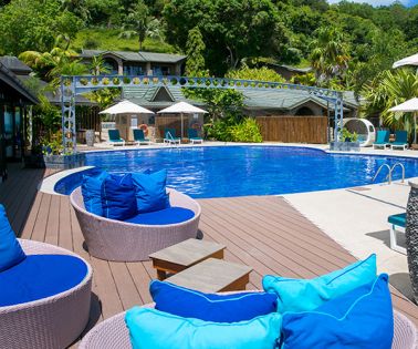 Сватба в Coco de Mer Hotel - The Black Parrot Suits